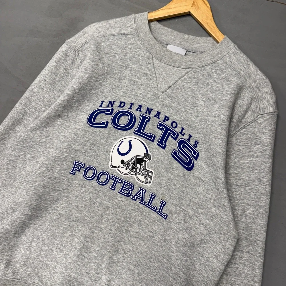 Vintage Indianapolis Colts Sweatshirt Gray Football Graphic Crewneck Small